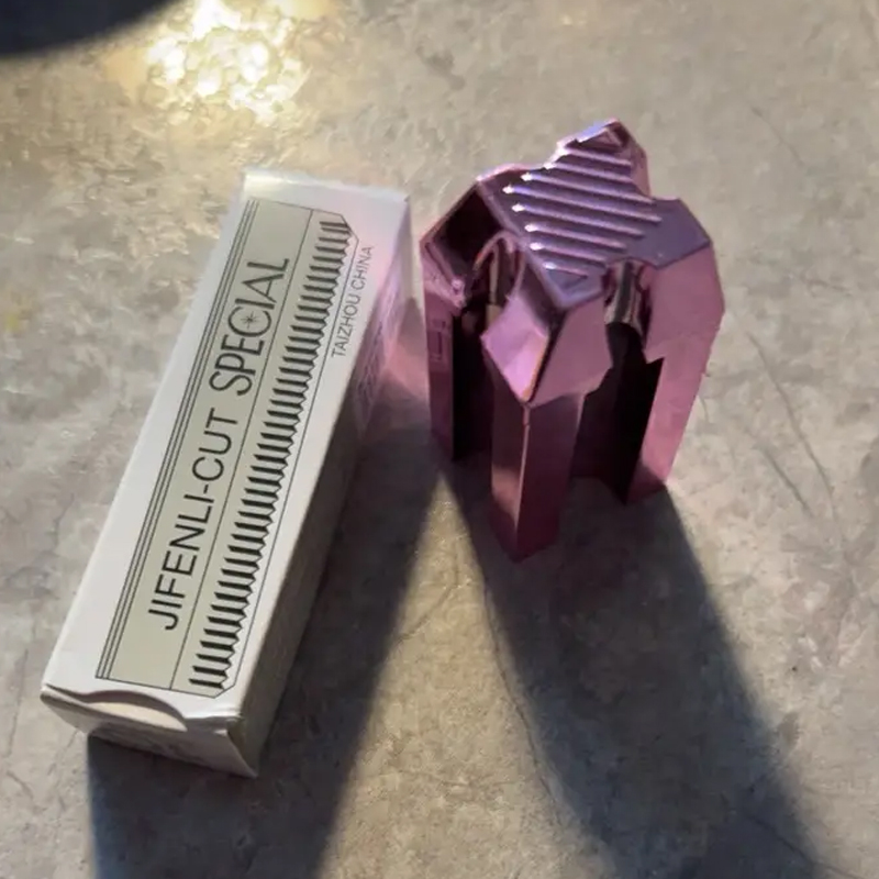 1 pièce Affûteur de crayons à  - Eyebrow Razor Trimmer avis et prix